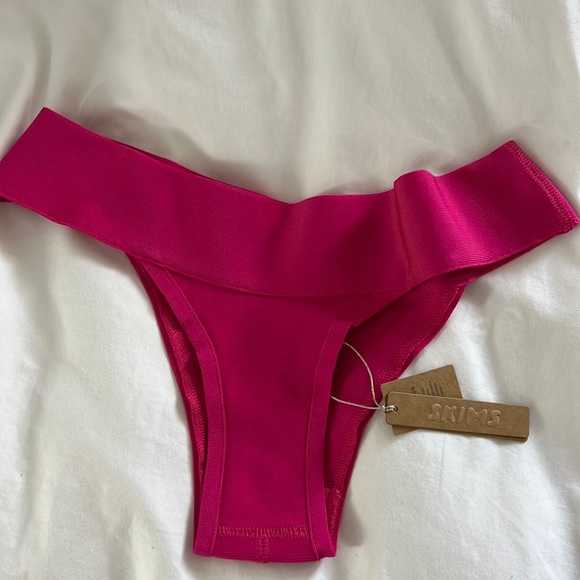 Skims knit beachwear cheeky bottom - Picture 1 of 2